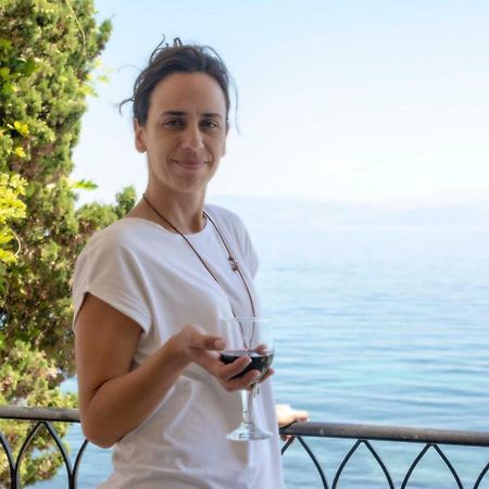 T8 Apartment On The Beach بينيتسيس المظهر الخارجي الصورة