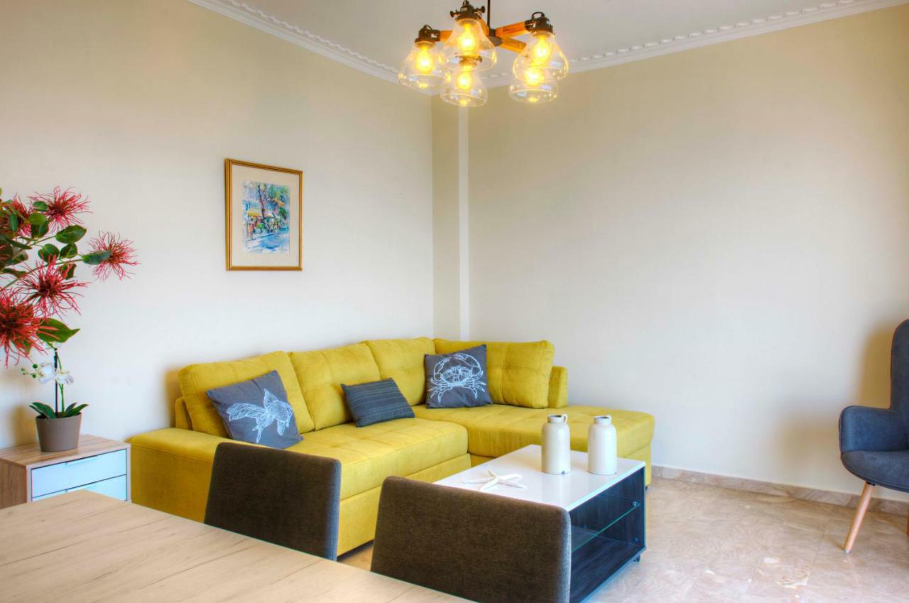 T8 Apartment On The Beach بينيتسيس المظهر الخارجي الصورة